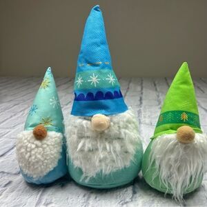 Christmas gnomes 3 beanbag gnomes 2 small 1 large